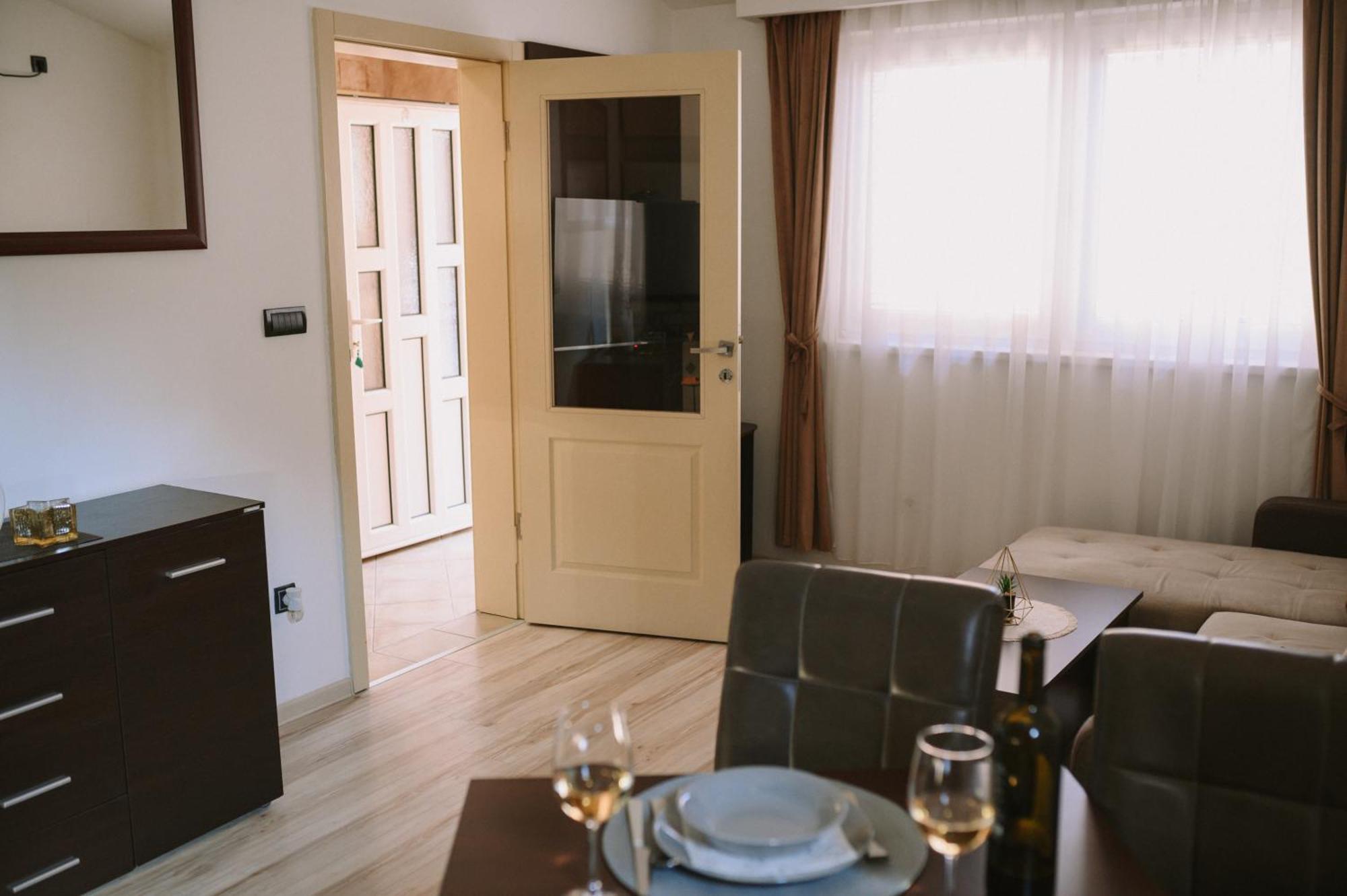 Matino Apartments 3 Valjevo Szoba fotó